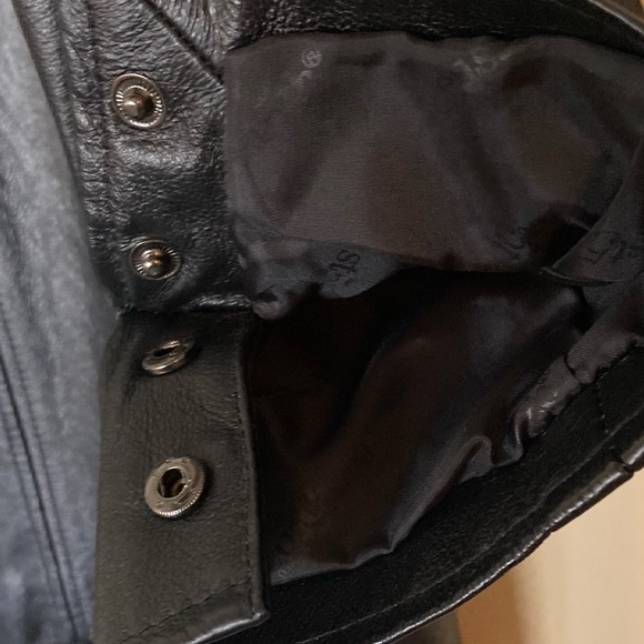 East 5th Genuine Leather Jacket - Picture 9 of 13